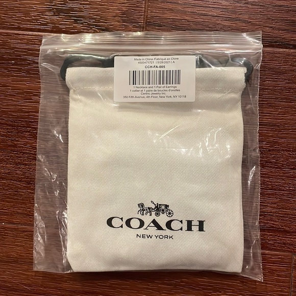 Coach Open Circle Necklace and Tea Rose Earrings - Picture 2 of 2